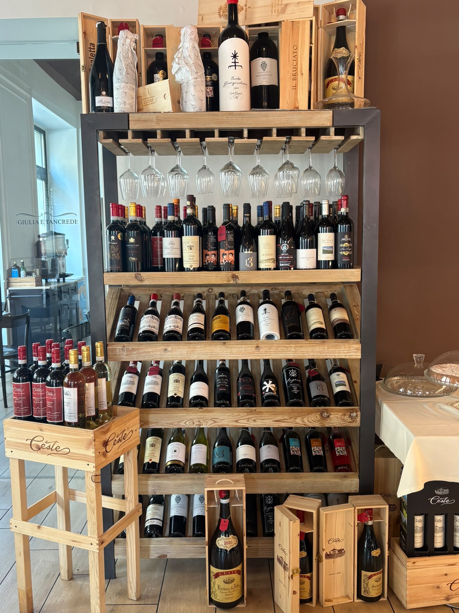 Cantina e selezione di etichette Giulia e Tancredi